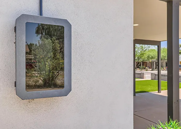 Holiday home Modern Desert Getaway With Pool, And Tesla Charger